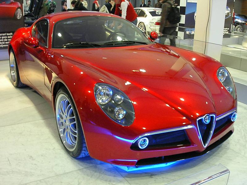 Alfa Romeo 8C Competizione.